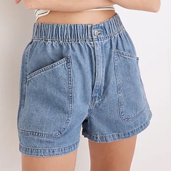 Madewell Pants - Madewell Denim Pull-On Paper Bag High Rise Utility Short in Grandfield SZ 33